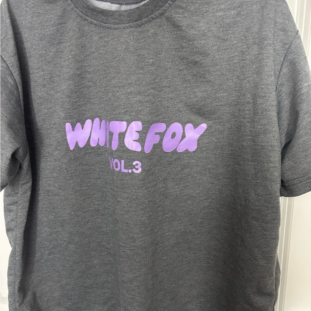 Gray white fox T-Shirt